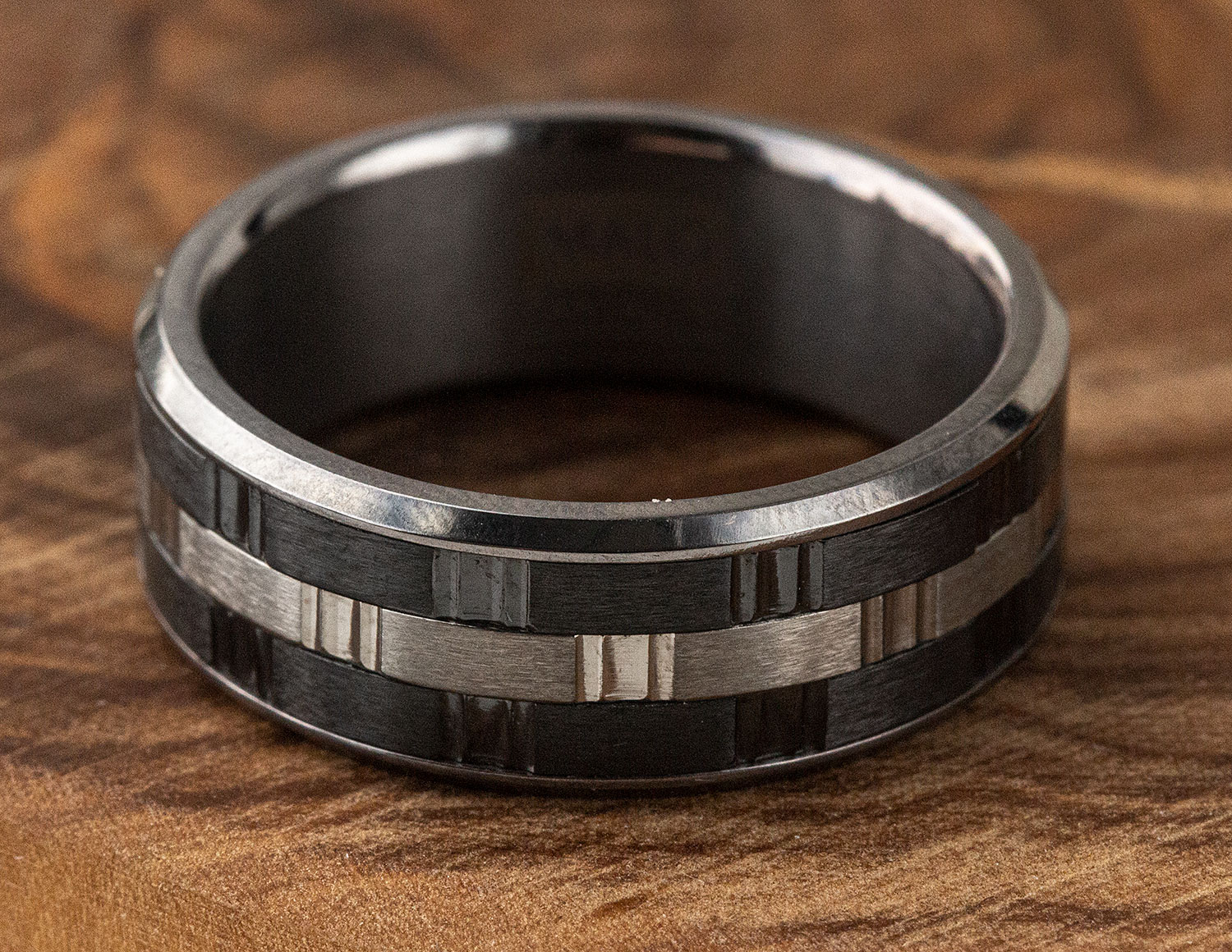Kesslers 8mm Men's Wedding Band in Grey Tantalum and Black