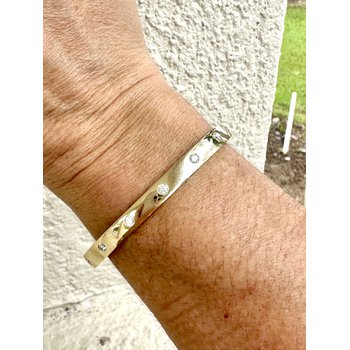 14K Yellow Gold Diamond Bangle 41-1196