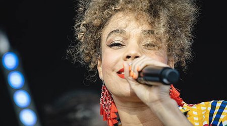 Music Friday: Andreya Triana Discovers Life’s Simple Treasures Are ‘Gold’