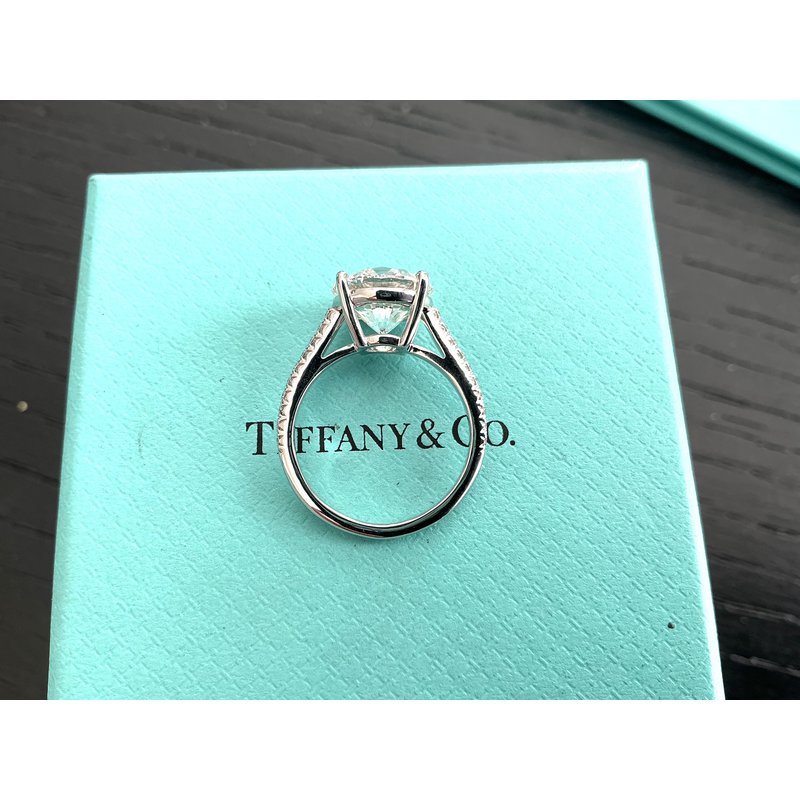 Tiffany Round Diamond NOVO on Sale