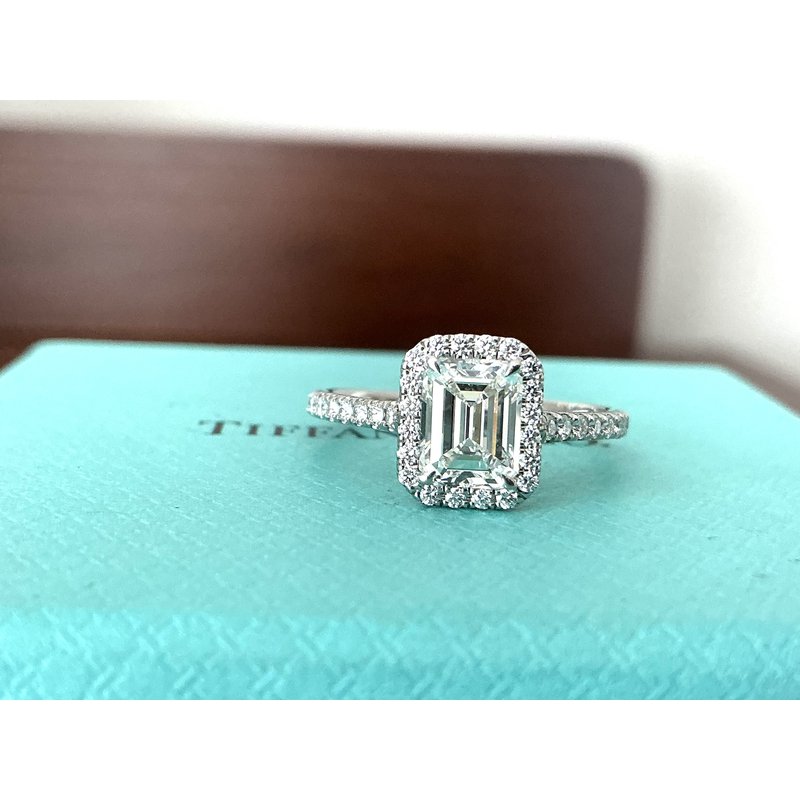 Platinum Tiffany Emerald Rings Emerald Ring Tiffany And Co Tiffany