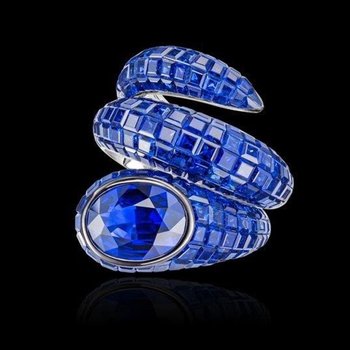 High performance "Snake Style" fashion ring with sapphires AJFR282