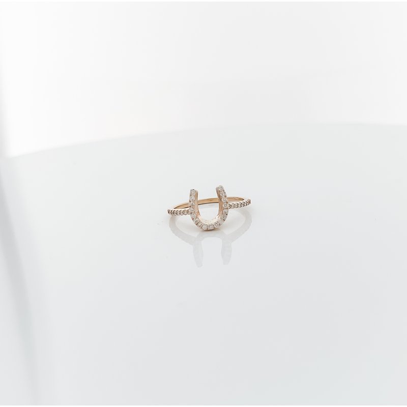 Equestrian Jewelry 14k Yellow Gold Horse Shoe Ring with Diamonds