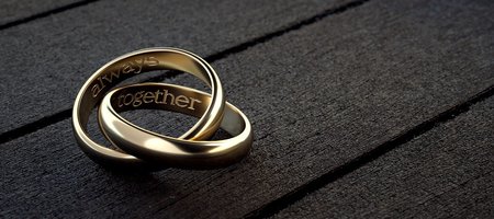 8 Unique Sentiments To Engrave Into Wedding Bands